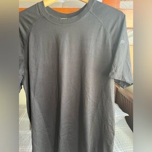 Fabletics Metal vent Shirt.